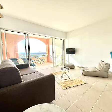 Appartement Superbe Pieds Dans L'eau - Parking Gratuit - Terrasse - Emplacement Ideal Dans De Standing